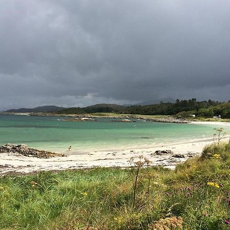 Lochailort Inn Екстериор снимка